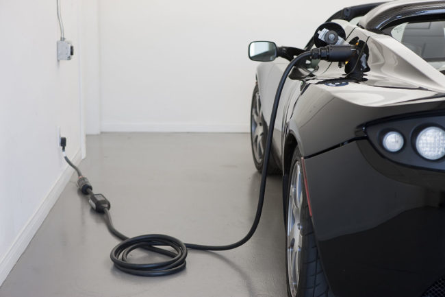 TeslaRoadsterrecharge
