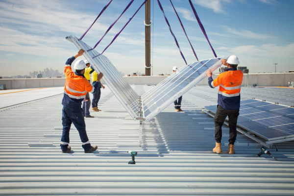 Solpod-solar-module-unfolding-600×400
