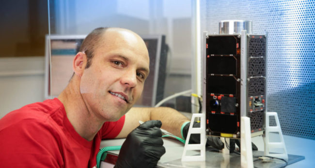 Lo-Res-CubeSat-19-850×455