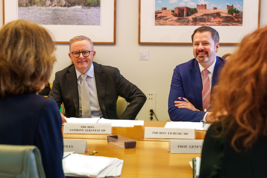 Australian government pledges $2 billion assistance to aluminium industry