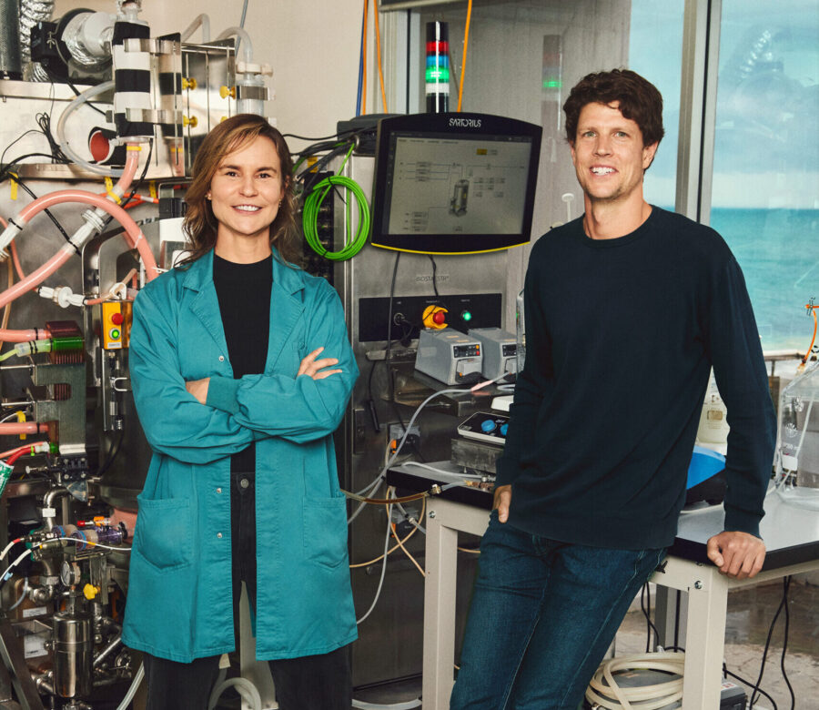 Uluu co-founders and co-CEOs Dr Julia Reisser and Michael Kingsbury_Credit ‘Uluu’