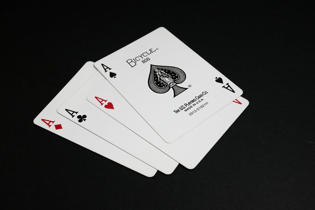 online-poker-casino–play-texas-and-cash-games-online